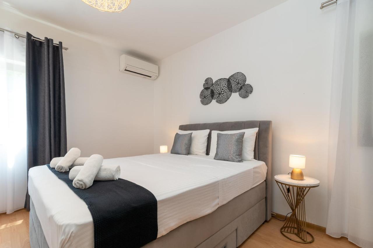 Apartments Bozan Trogir Kültér fotó